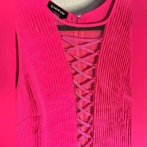Bebe NWT Valentines Day 💕 Pink Lace Up Mini Dress Pleated Size 8 - Picture 4 of 5